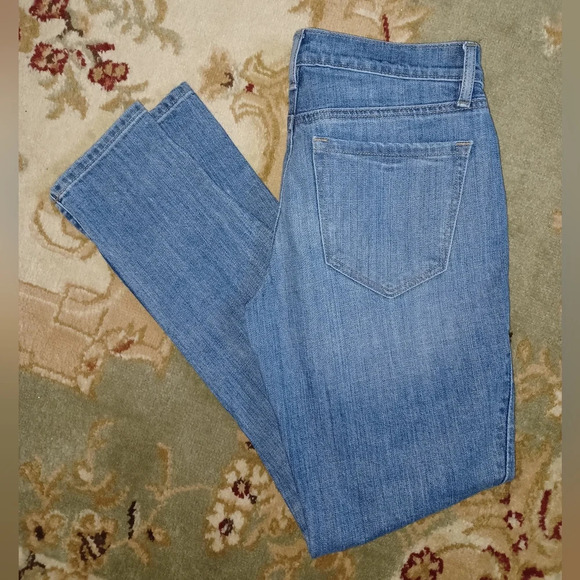 Ann Taylor Loft Relaxed Skinny Blue Denim Jeans - Picture 6 of 7